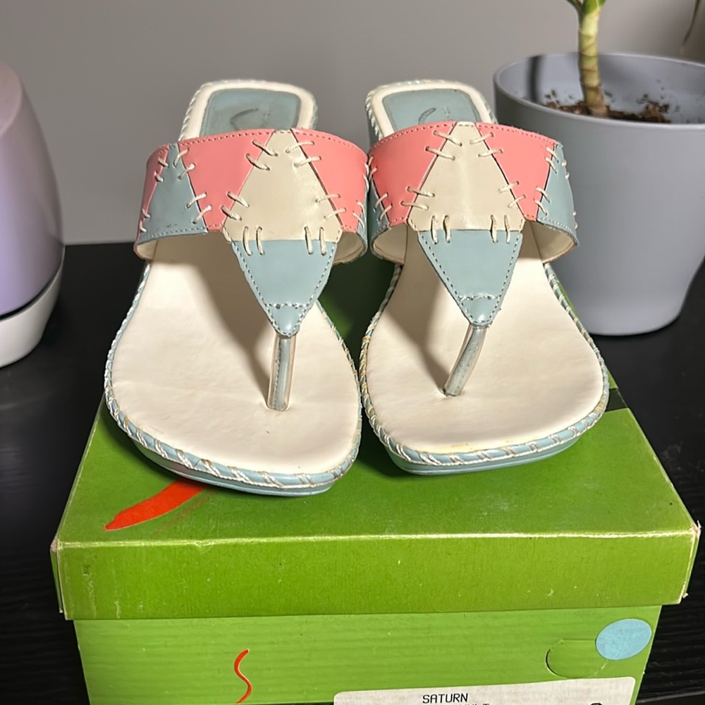 Women’s multi blue and pink sandal, size 8